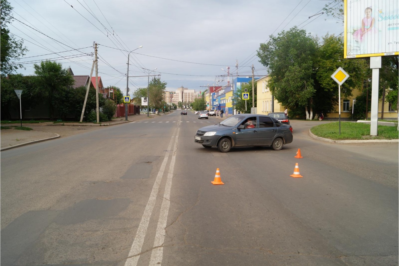 Медичи оренбург туркестанская. Туркестанская 21 Оренбург. Туркестанская 41. Авария Оренбург Туркестанская. Туркестанская 11 Оренбург.