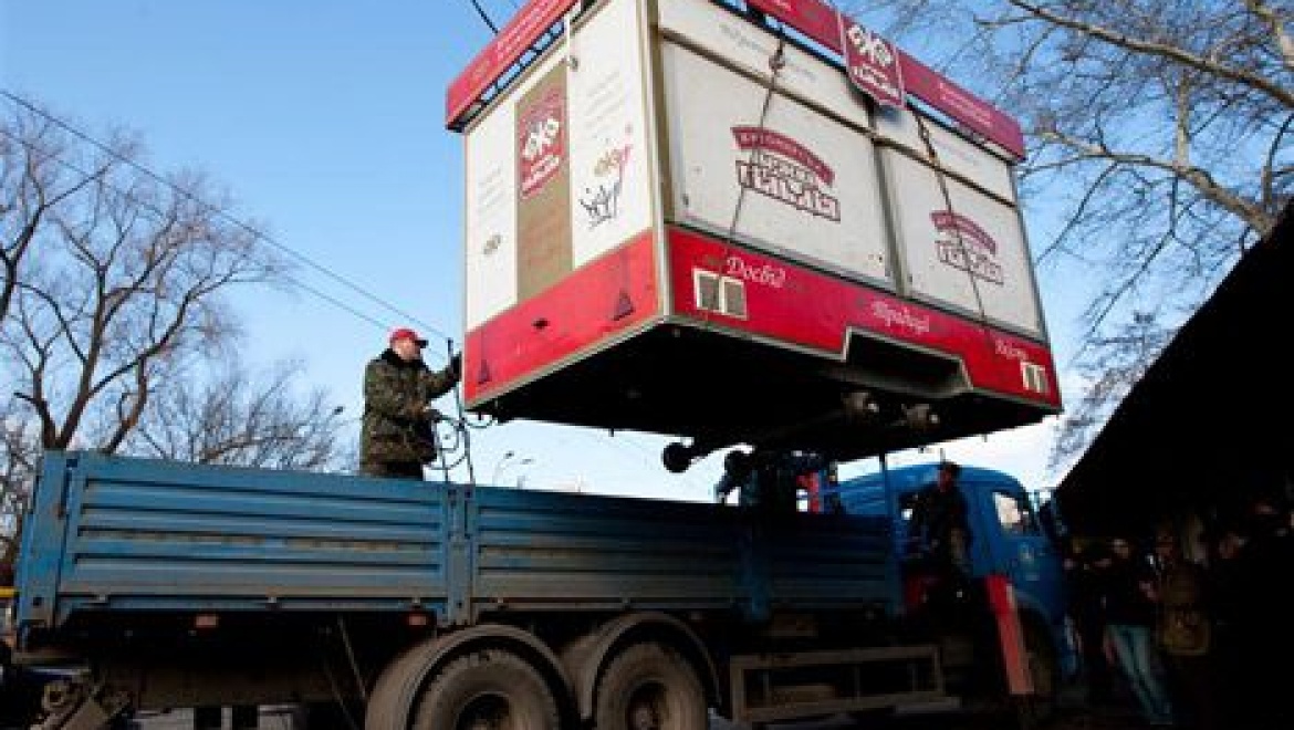 В Советском районе Казани демонтированы незаконно установленные объекты торговли